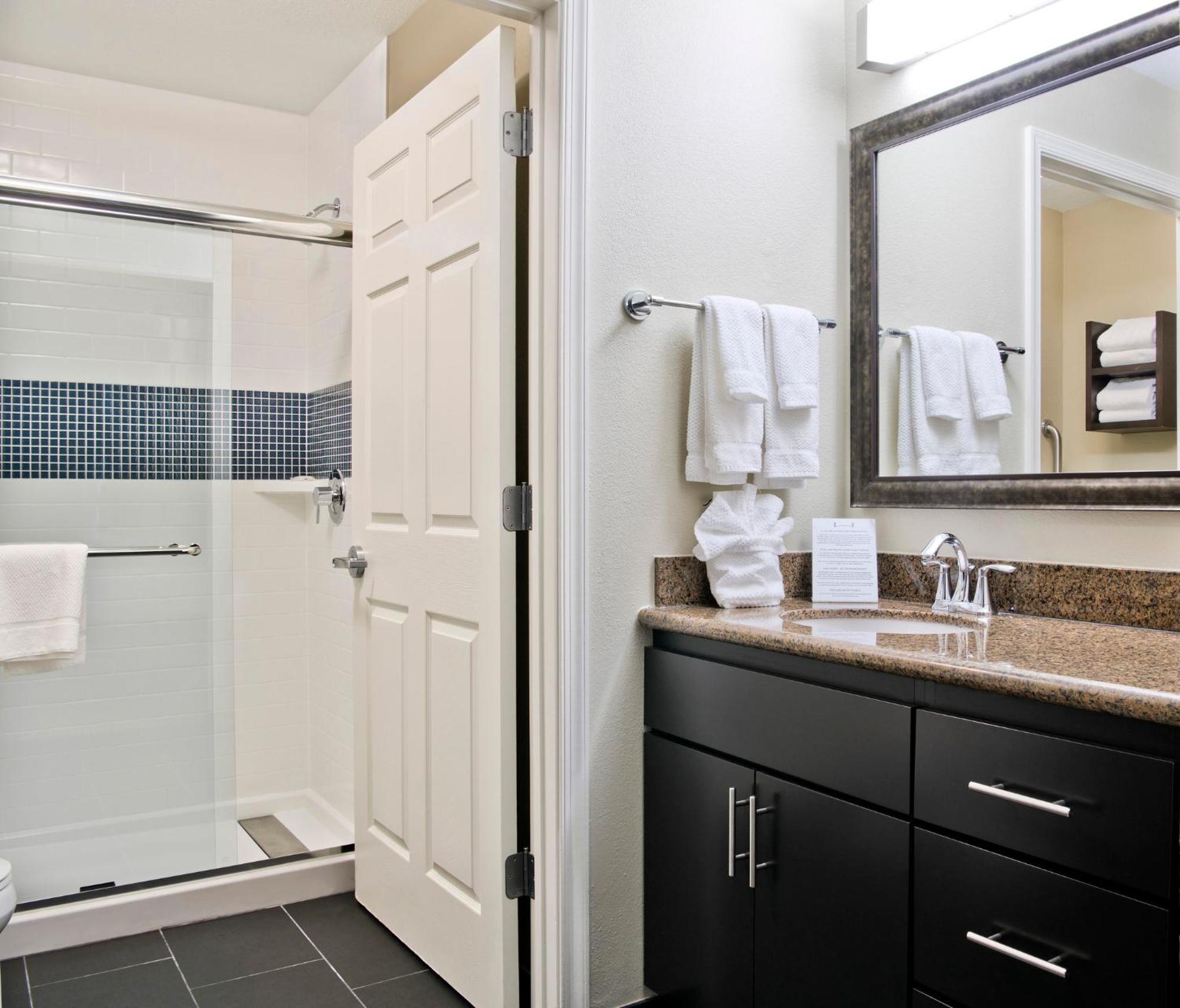Staybridge Suites - Charlotte Ballantyne By Ihg Εξωτερικό φωτογραφία