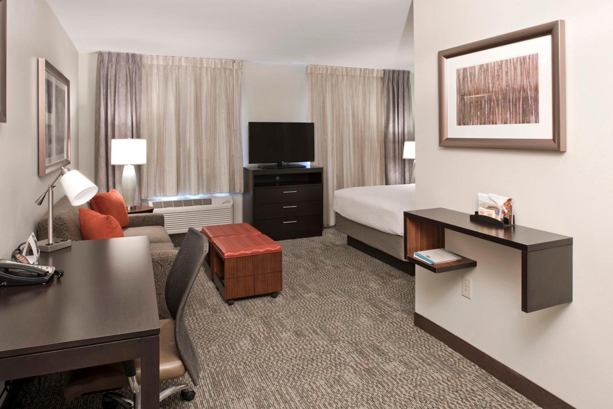 Staybridge Suites - Charlotte Ballantyne By Ihg Εξωτερικό φωτογραφία