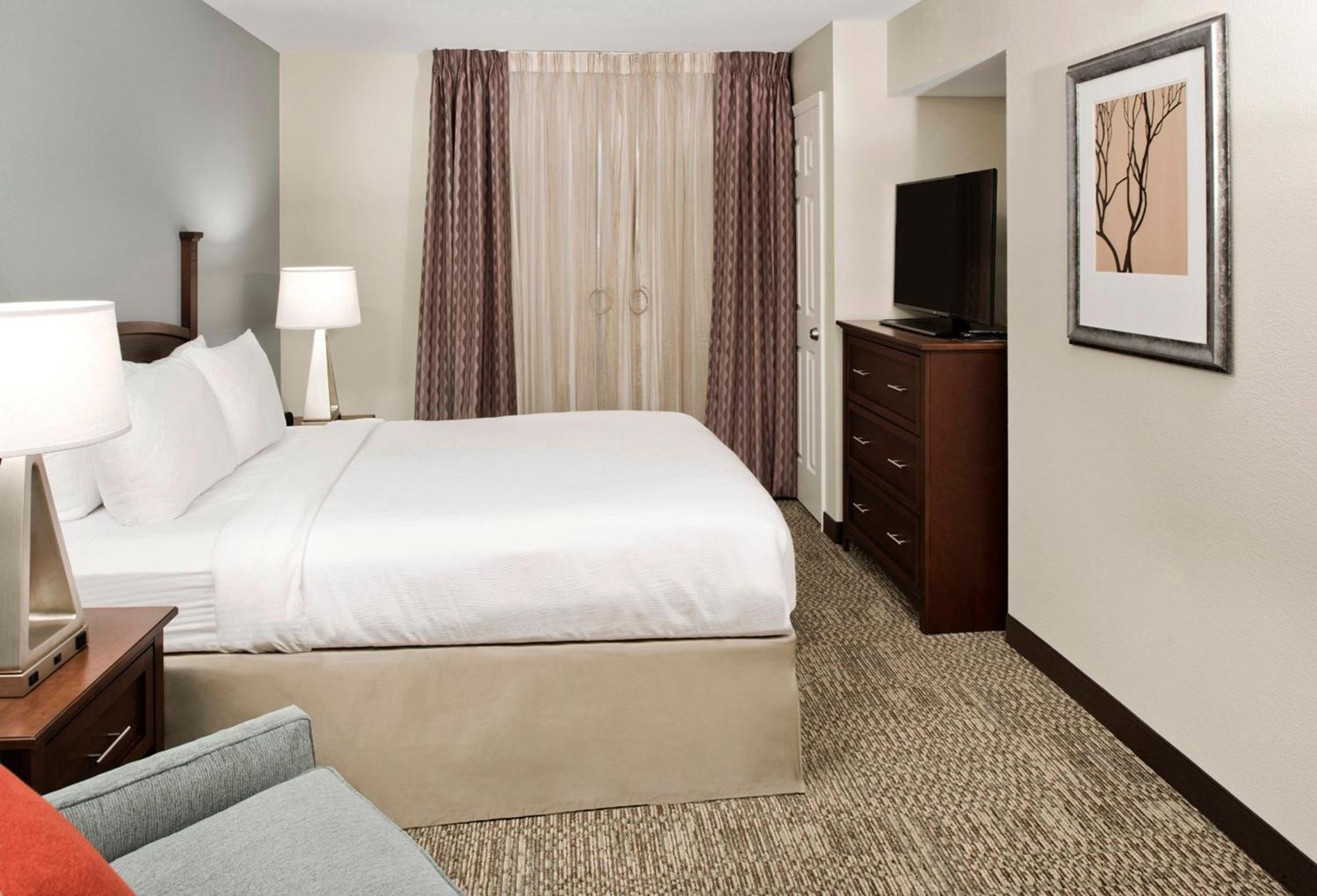 Staybridge Suites - Charlotte Ballantyne By Ihg Εξωτερικό φωτογραφία