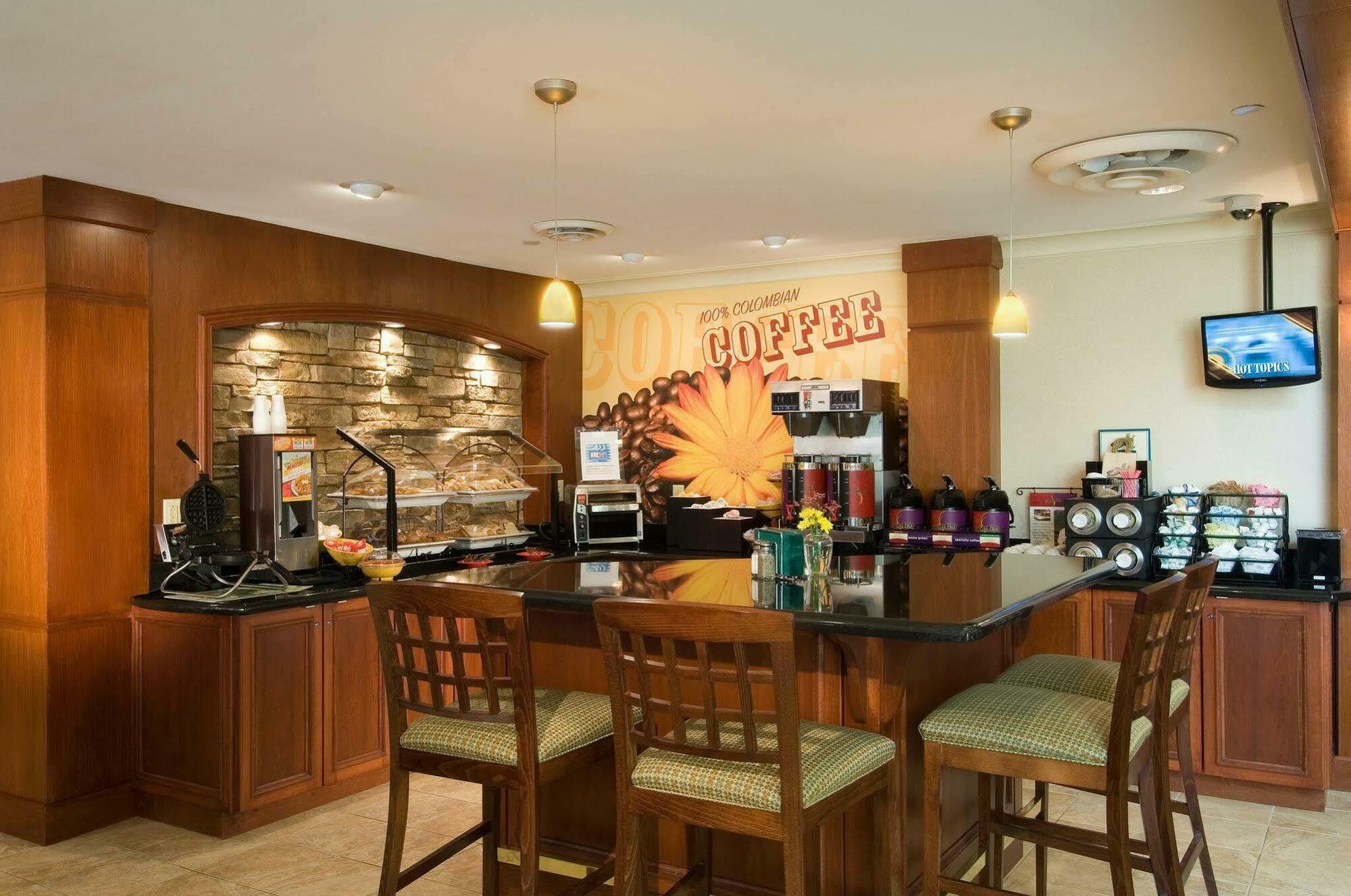 Staybridge Suites - Charlotte Ballantyne By Ihg Εξωτερικό φωτογραφία