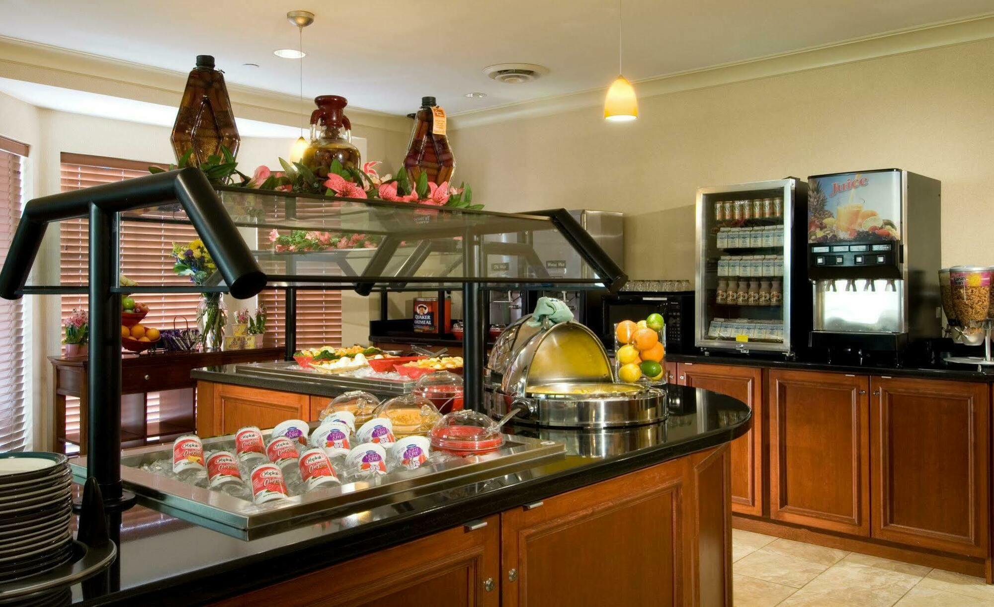 Staybridge Suites - Charlotte Ballantyne By Ihg Εξωτερικό φωτογραφία