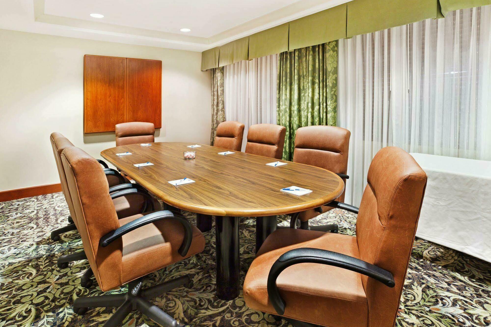 Staybridge Suites - Charlotte Ballantyne By Ihg Εξωτερικό φωτογραφία